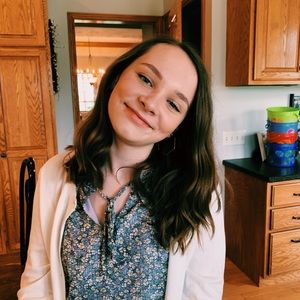 Meet your Posher, Emma